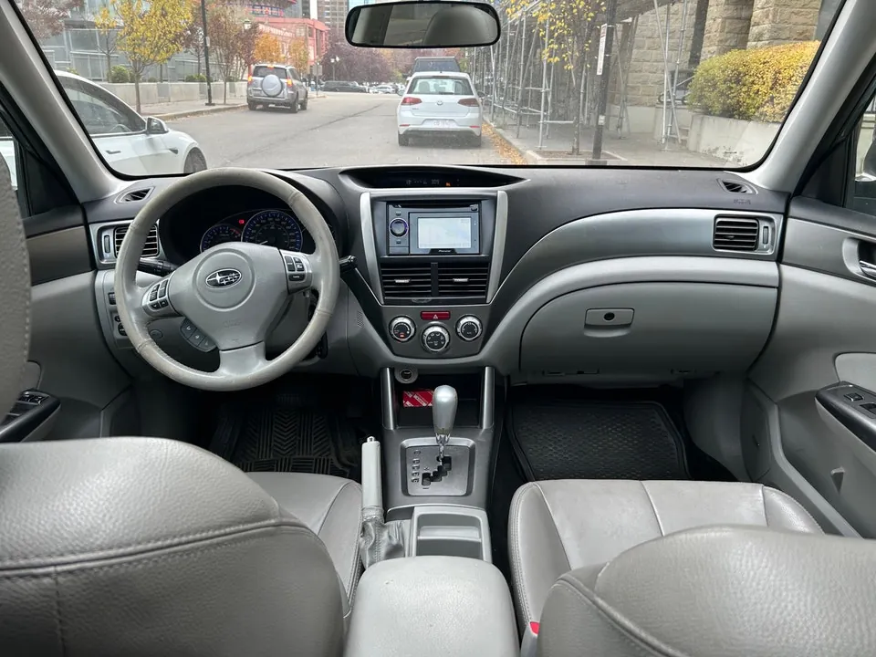 Subaru Forester 2010 photo 5