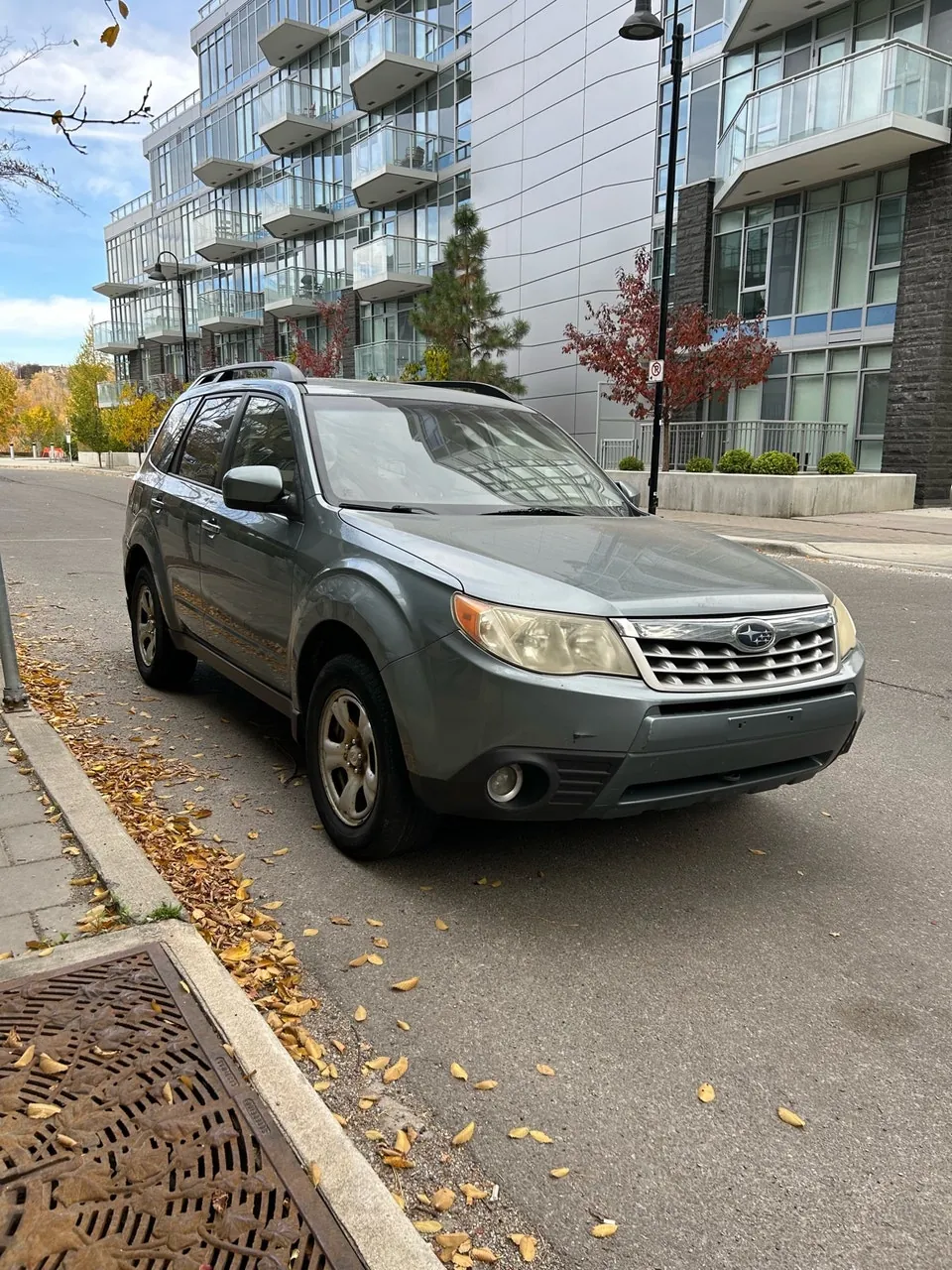 Subaru Forester 2010 photo 2