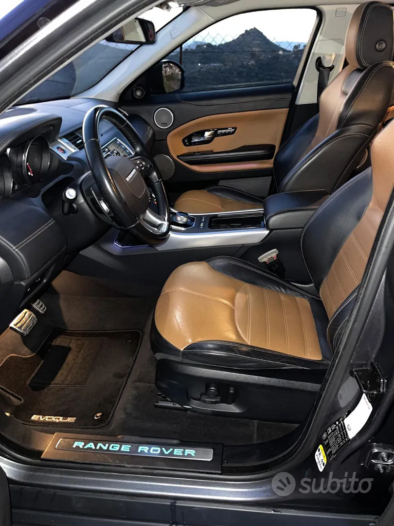 Land Rover Evoque 2016 photo 2