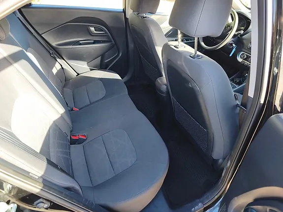 Kia Rio 2013 photo 5