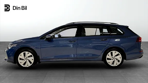 Volkswagen Golf 2024 photo 2