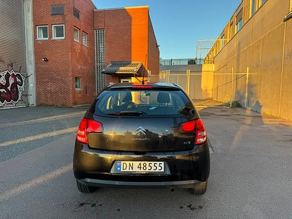 Citroen C3 2010 photo 2