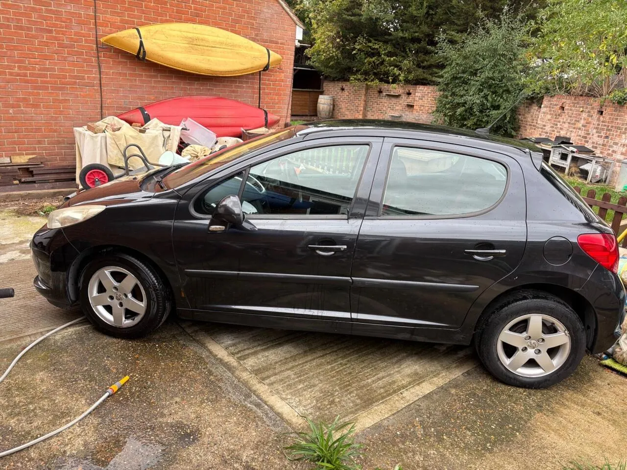 Peugeot 207 2009 photo 2