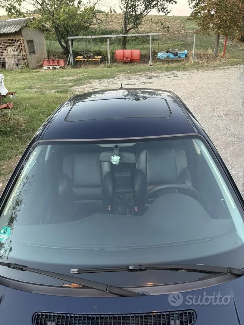 BMW E46 325I 2000 photo 2