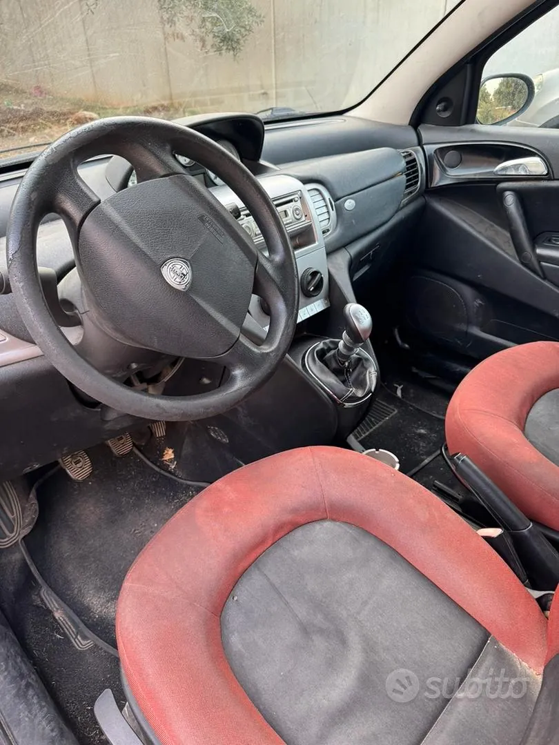 Lancia Ypsilon 2007 photo 5