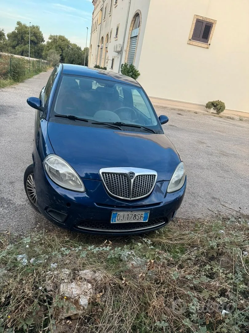 Lancia Ypsilon 2007 photo 2