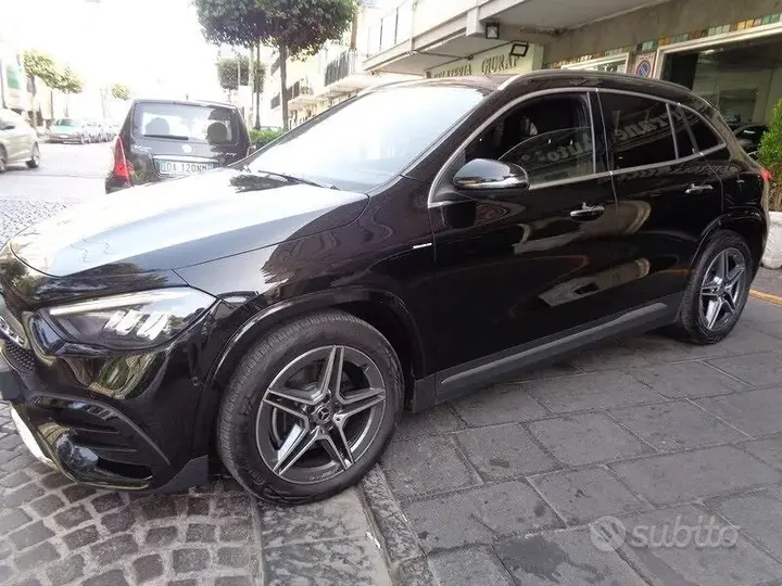 Mercedes-Benz Gla 2024 photo 2