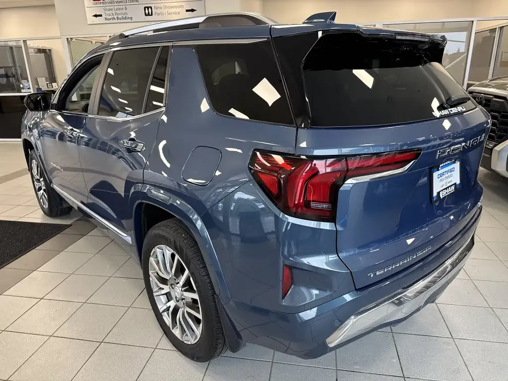 GMC Terrain 2026 photo 3