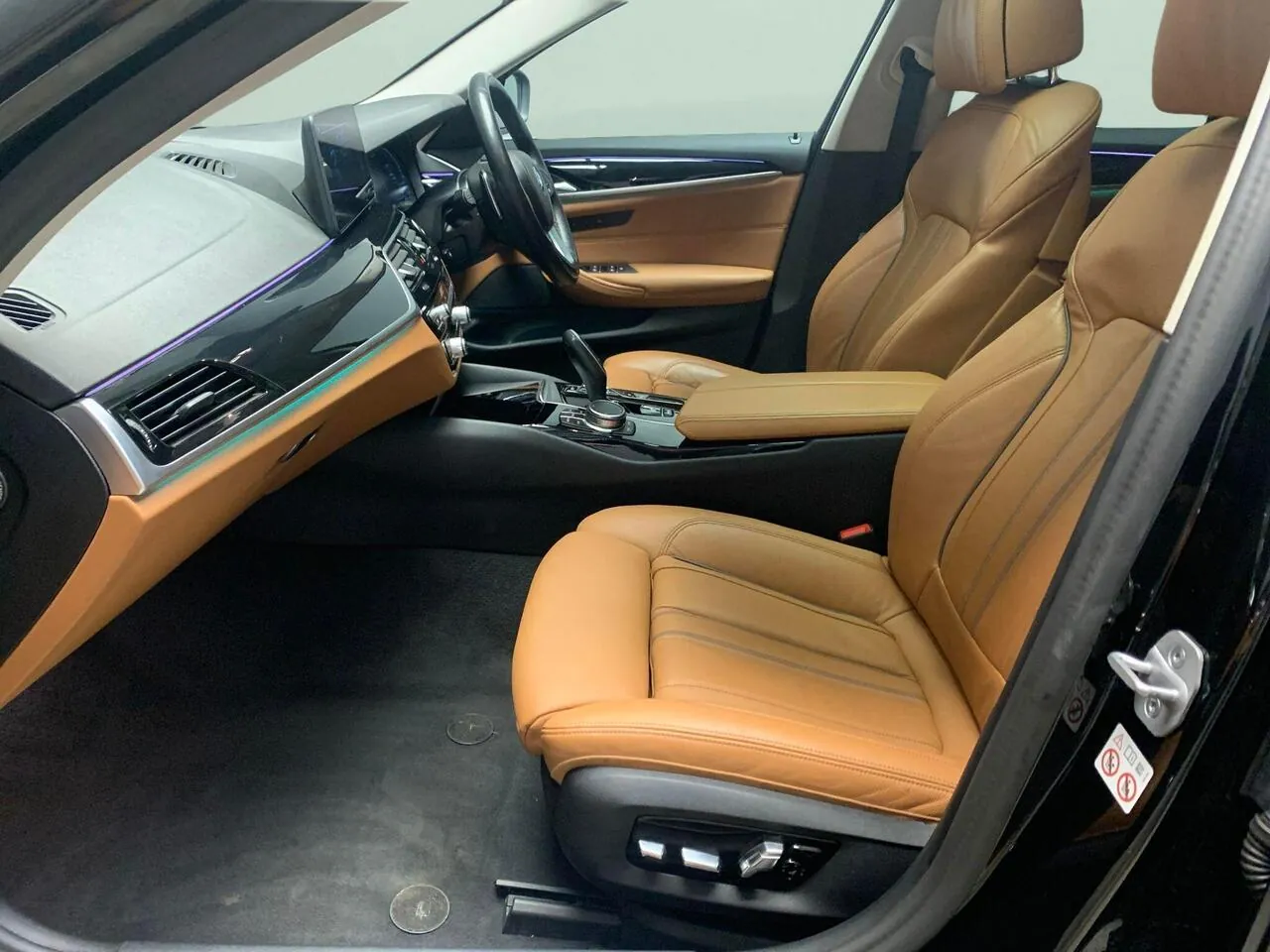 BMW 5 Series 2023 photo 4
