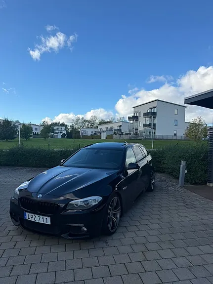 BMW 525D 2011 photo 2