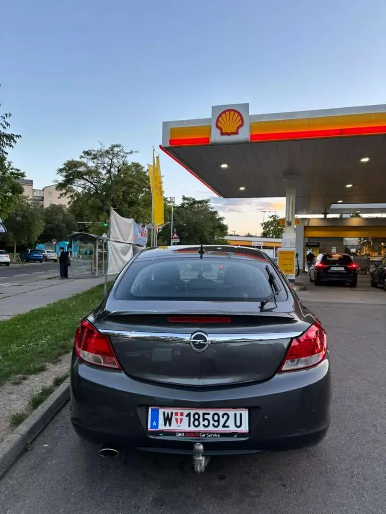Opel Insignia 2009 photo 3