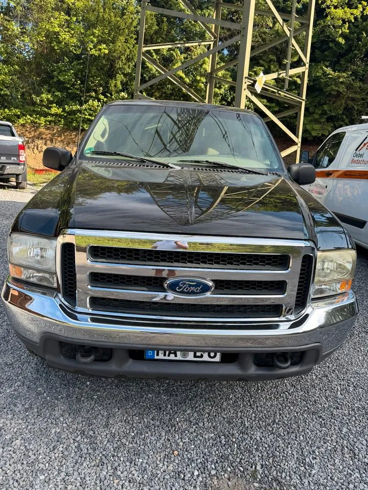Ford Excursion