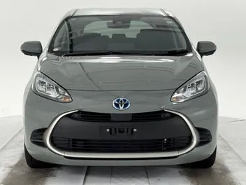 Toyota Aqua 2025 photo 3