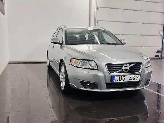 Volvo V50 2011 photo 4