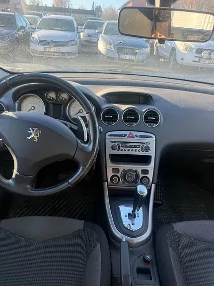 Peugeot 308 2008 photo 5
