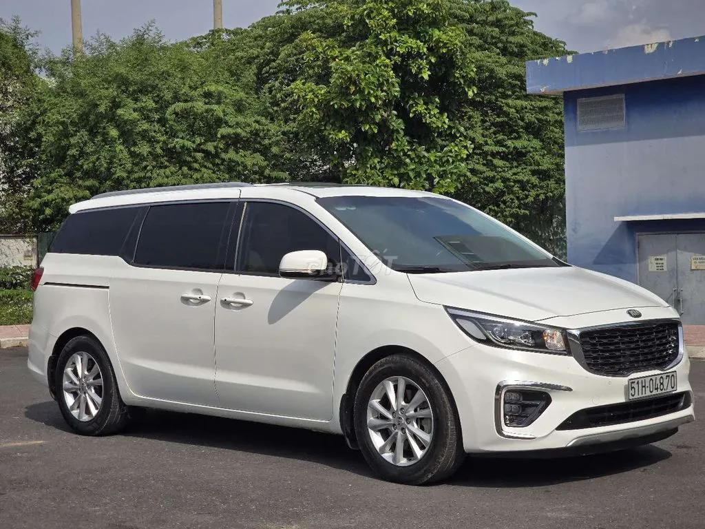 Kia Sedona 2019 photo 2