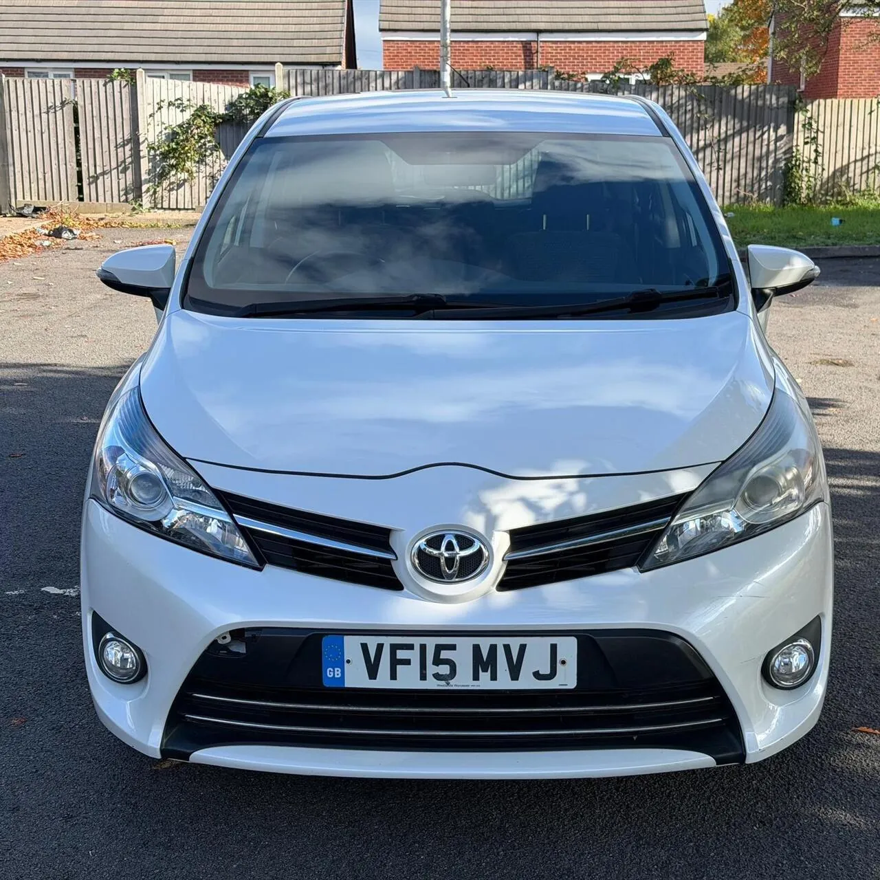 Toyota Verso 2015 photo 2