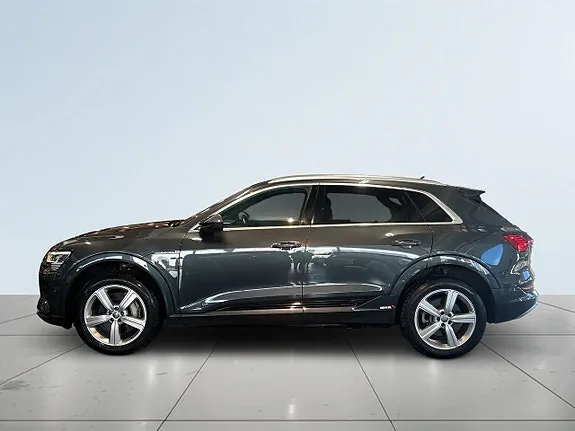 Audi E-Tron 2020 photo 4