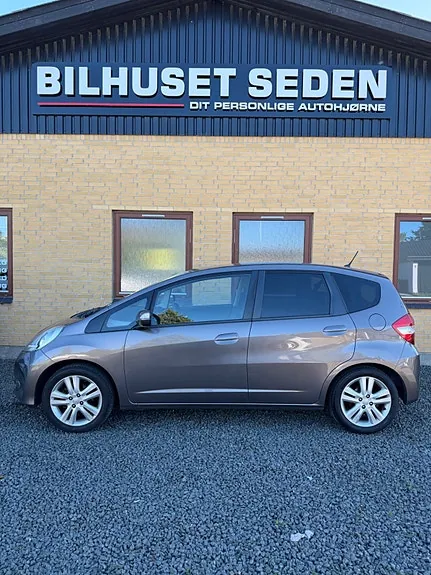 Honda Jazz 2013 photo 3
