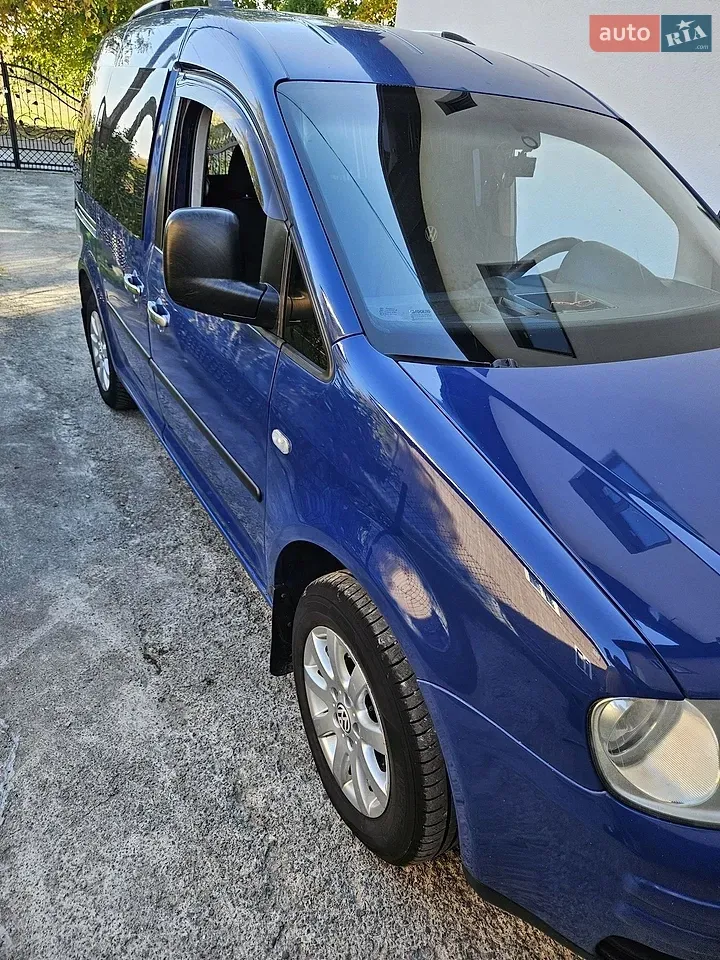 Volkswagen Caddy 2004 photo 2