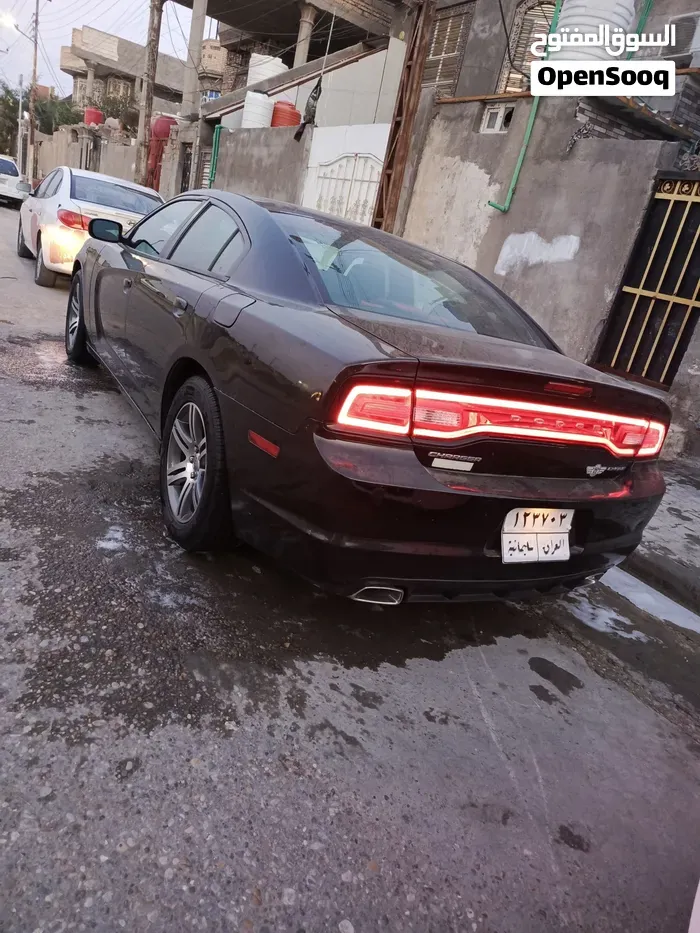Dodge Charger 2011 photo 3