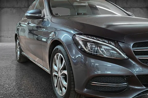 Mercedes-Benz 180 2014 photo 2
