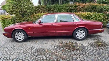 Jaguar Sovereign
