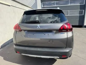 Peugeot 2008 2016 photo 2