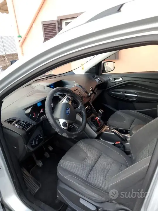 Ford Kuga 2015 photo 5