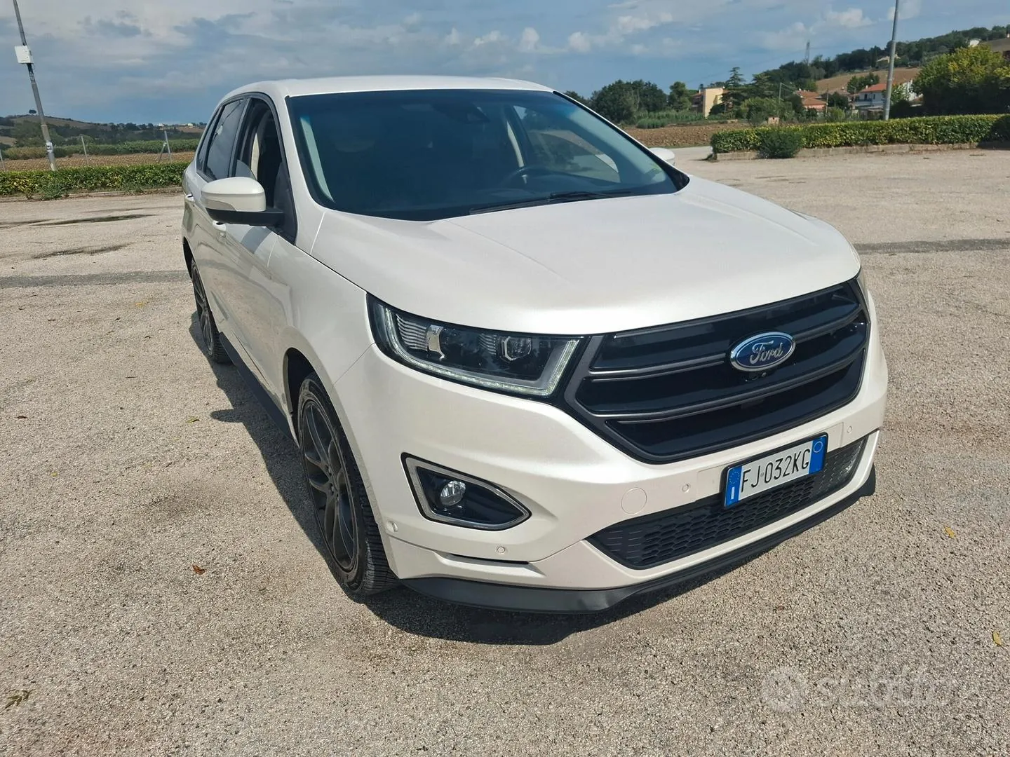 Ford Edge 2017 photo 2