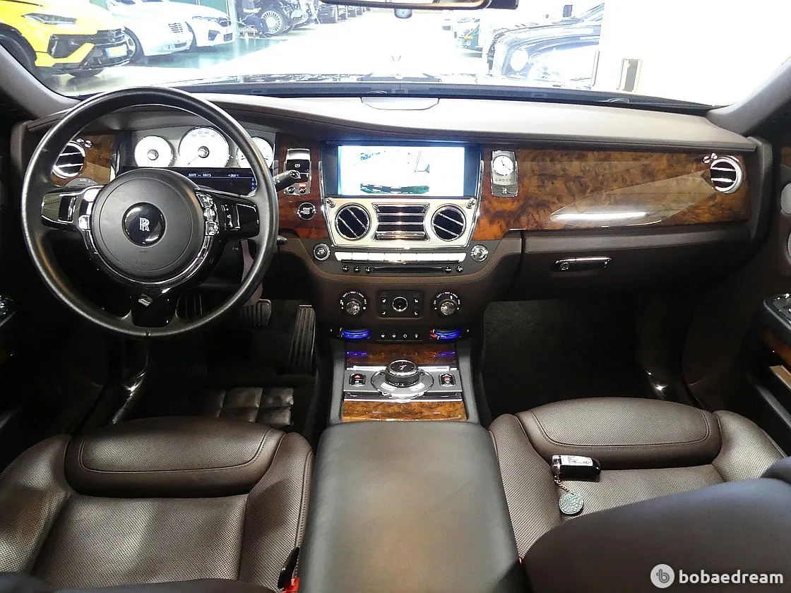 Rolls-Royce Ghost 2017 photo 4
