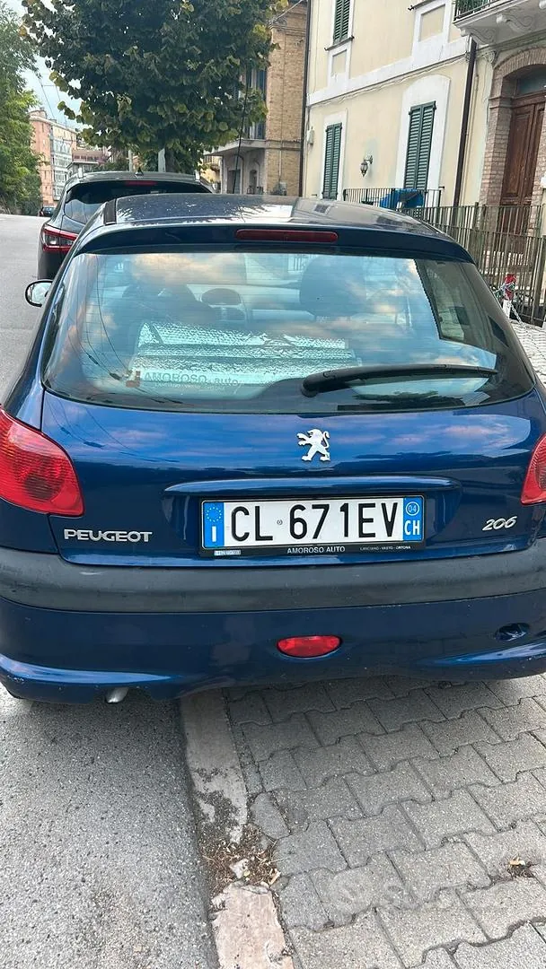 Peugeot 206 2004 photo 3