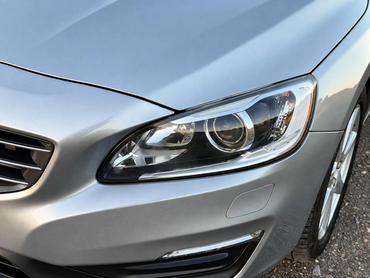 Volvo V60 2015 photo 4