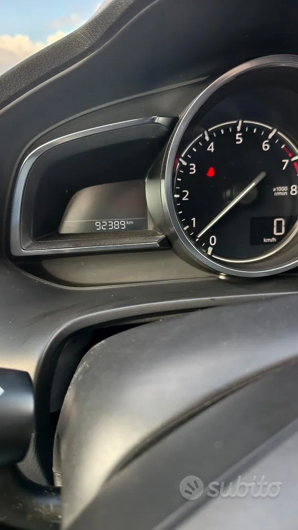 Mazda 3 2018 photo 3