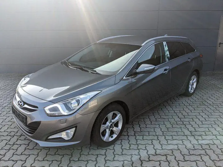 Hyundai I40
