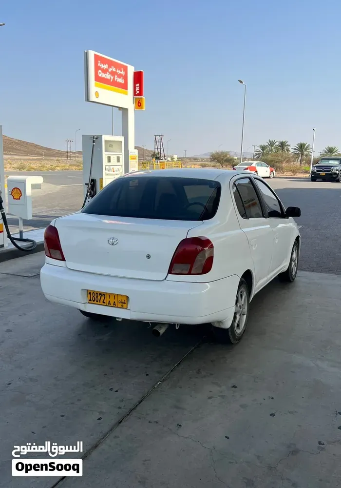 Toyota Echo 2002 photo 3