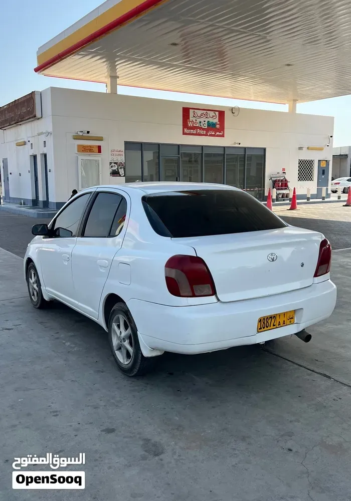 Toyota Echo 2002 photo 4