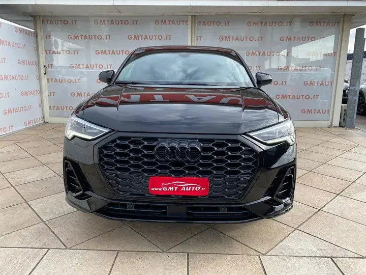 Audi Q3 2020 photo 2