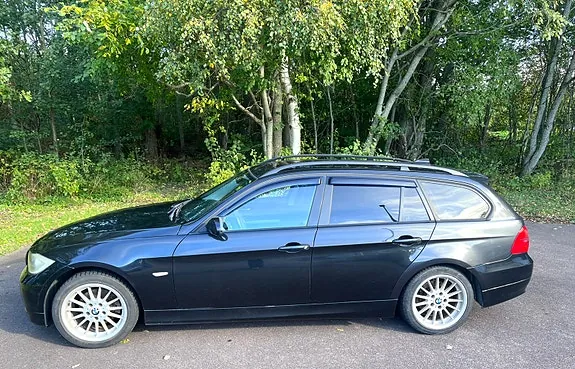 BMW 320I 2006 photo 4