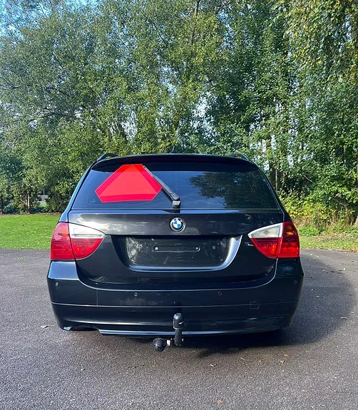 BMW 320I 2006 photo 3