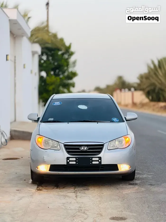 Hyundai Avante 2010 photo 5