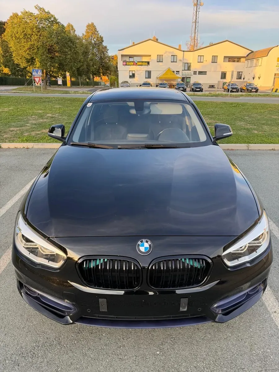 BMW 1 Series 2017 photo 2