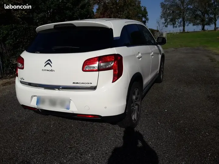 Citroen C4 Aircross 2016 photo 2