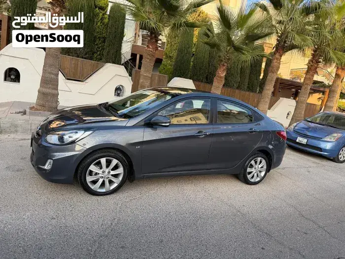 Hyundai Accent 2013 photo 3
