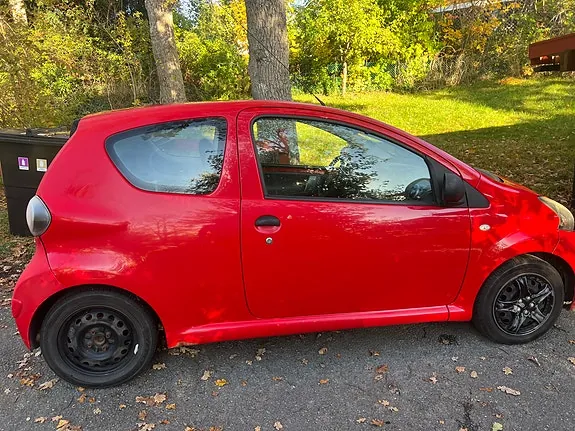 Toyota Aygo 2009 photo 2