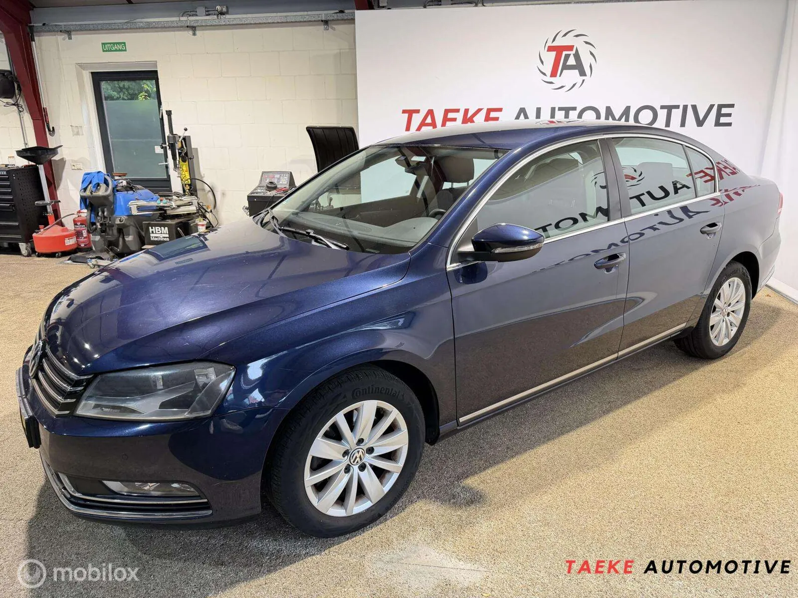 Volkswagen Passat 2012 photo 2