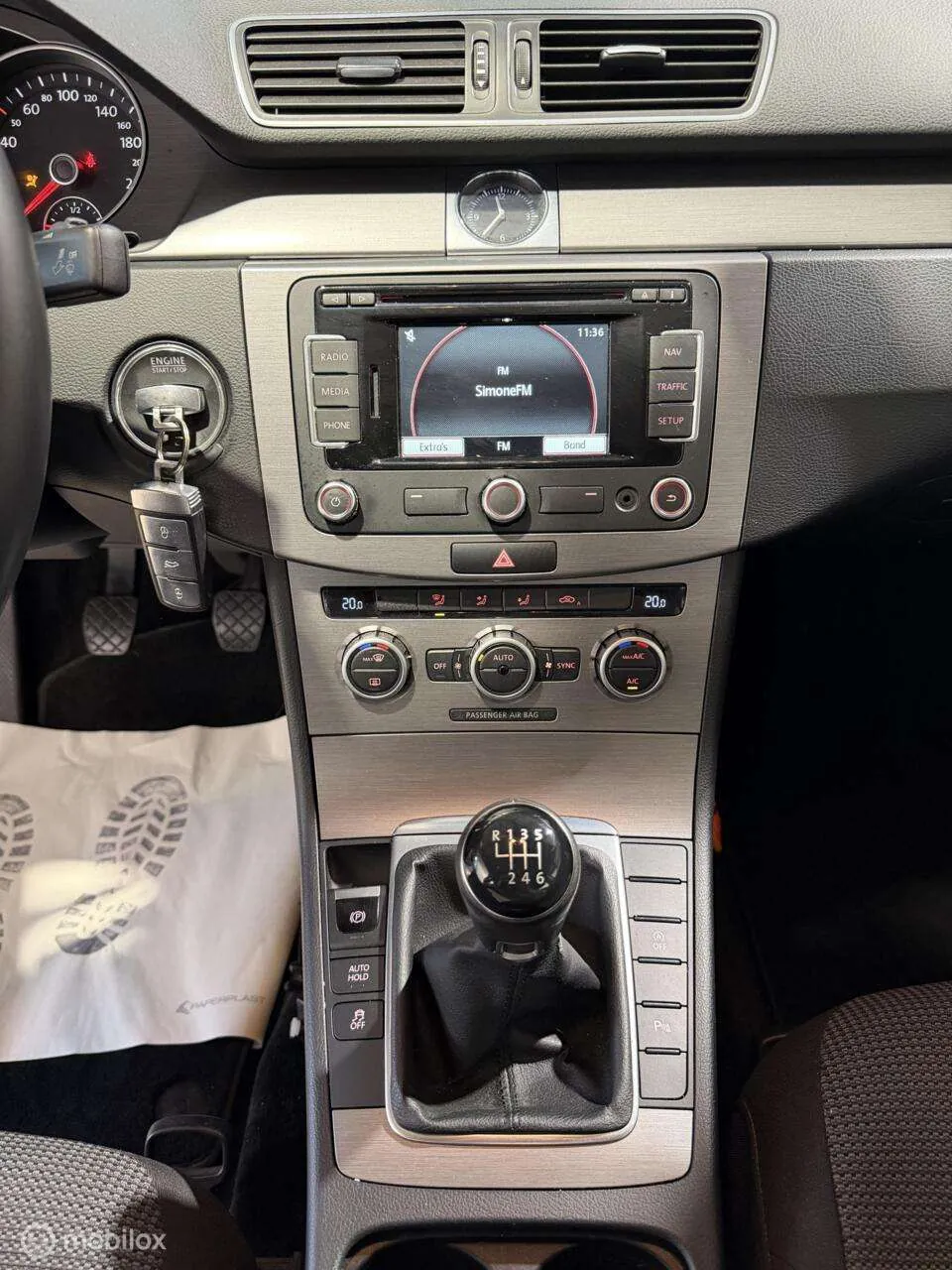Volkswagen Passat 2012 photo 5