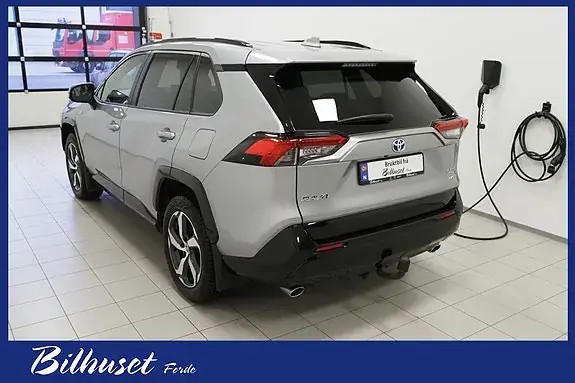 Toyota Rav4 2022 photo 2
