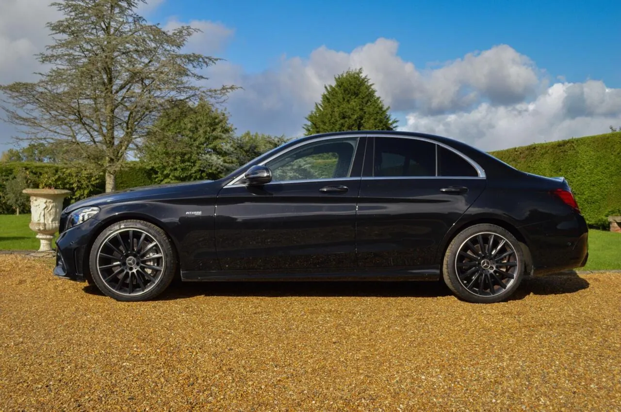 Mercedes-Benz C-Class 2020 photo 5
