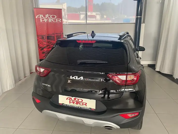 Kia Stonic 2024 photo 3